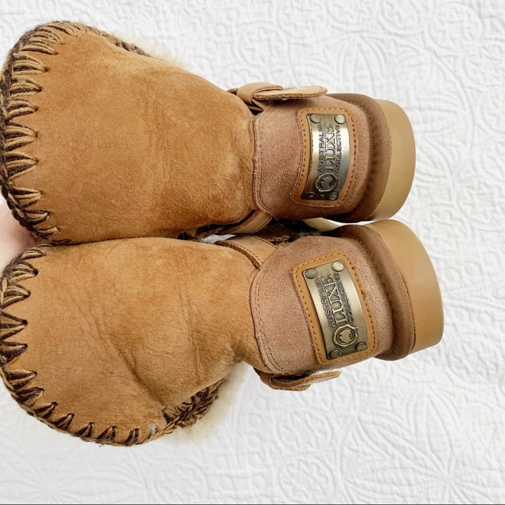 Australia Luxe Collective Dixie Belted Fold-Down Sheepskin Boot, Chestnut - Picture 5 of 8